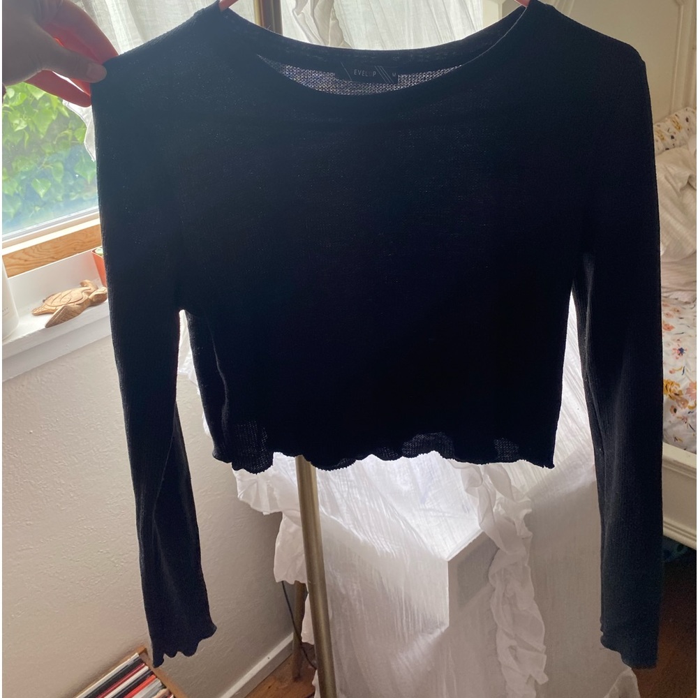 Ribbed black long sleeve